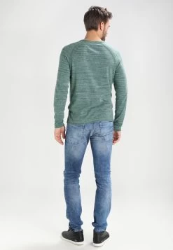 Pier One Jumper - Mottled Green 10 Pier One Jumper - Mottled Green -Clothing Promotion Shop 1a097714bdd64e938d26b1c28d1cba2f