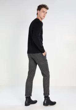 Pier One Jumper - Black -Clothing Promotion Shop 675afff738254777bfb69195257fb8da