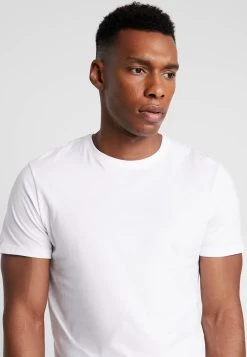Pier One 3 Pack - Basic T-Shirt - White -Clothing Promotion Shop 77bddf1a33de40f587ea6787d7d4b639
