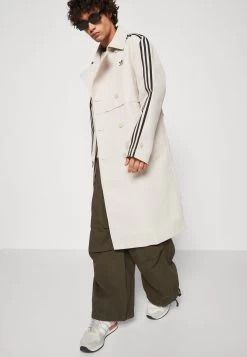 Adidas Originals 3 Stripe Coat Unisex - Trenchcoat - Beige -Clothing Promotion Shop 9bde2a46fb7e4e9dbe6c047bc2d8afdb