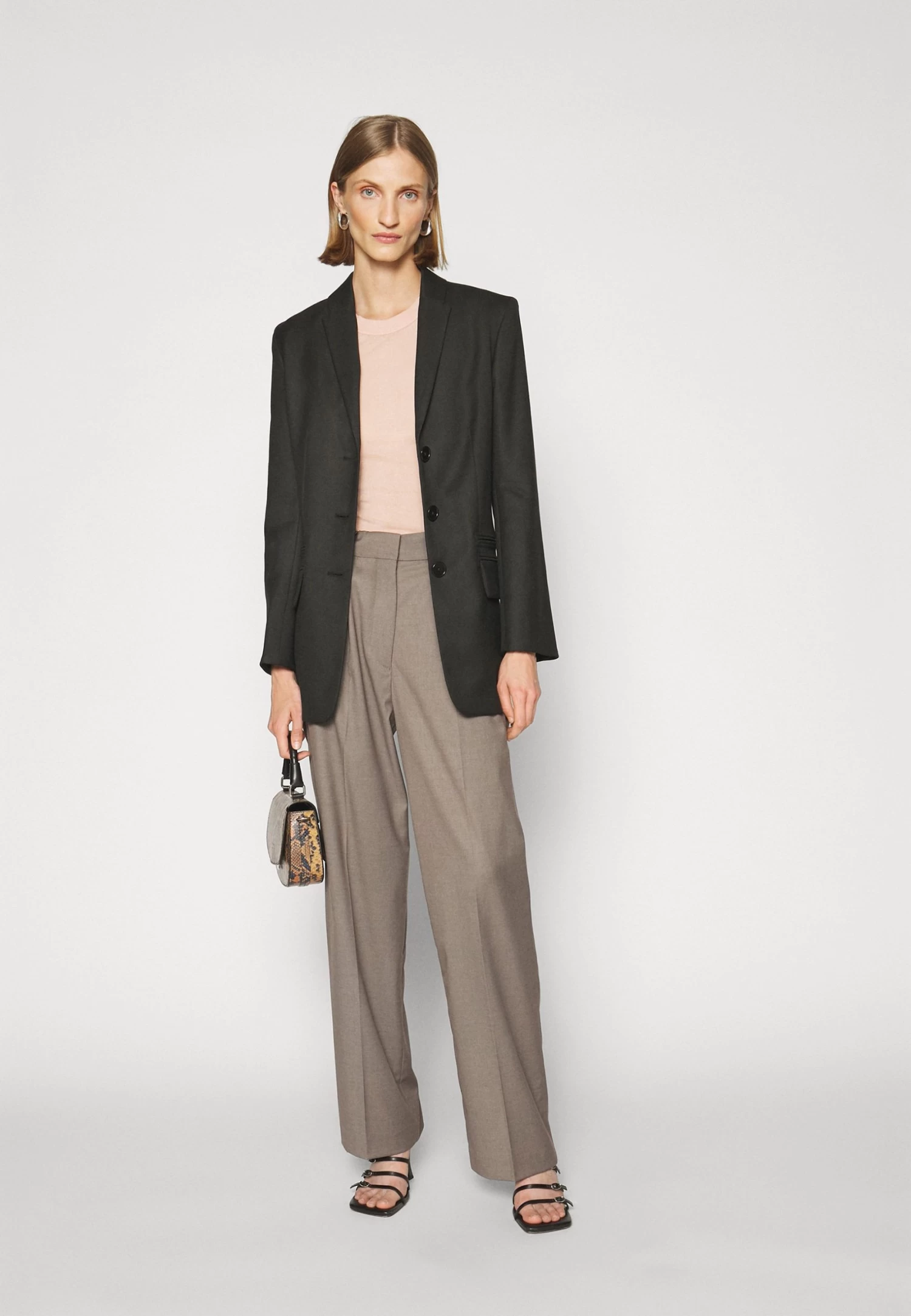 By Malene Birger Essentials Porter - Short Coat - Black 7 By Malene Birger Essentials Porter - Short Coat - Black - Image 5