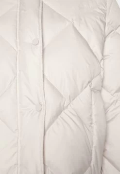 Marc O'Polo Diamond Quilting Detachable Hood Welt Poc - Down Jacket - Chalky Stone -Clothing Promotion Shop a9414baffb324fb9a09d5d973370ee31