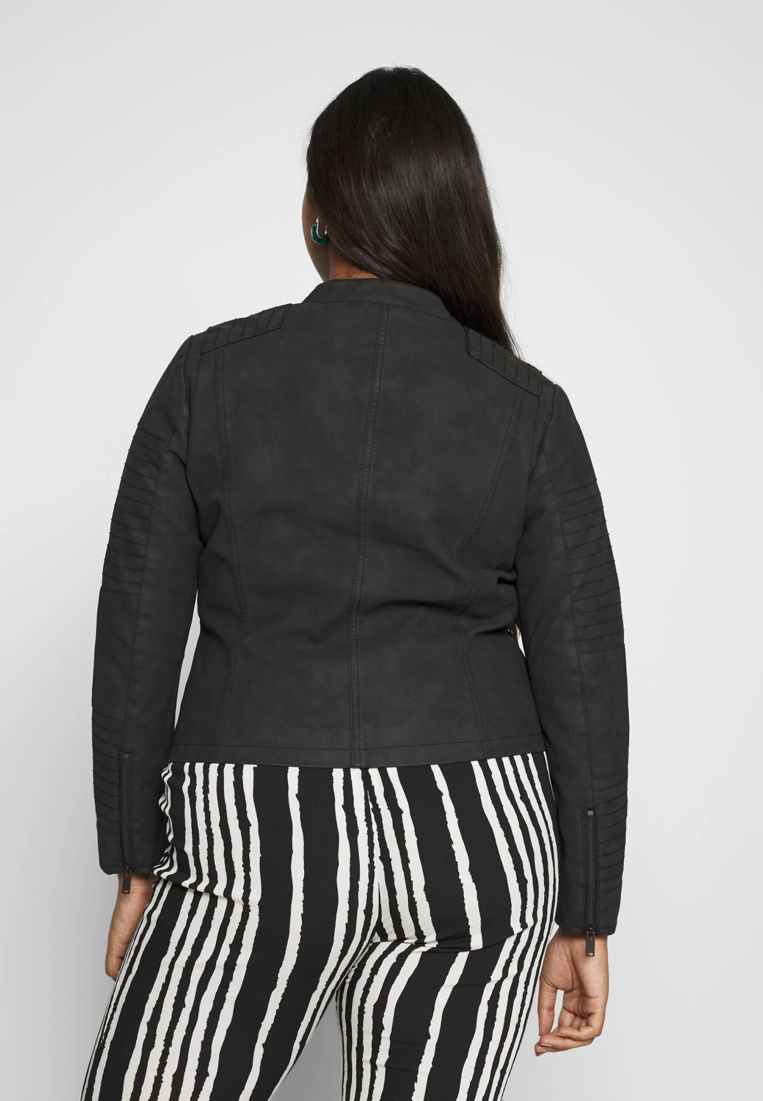 ONLY CARMAKOMA Caravana - Faux Leather Jacket 5 ONLY CARMAKOMA Caravana - Faux Leather Jacket - Image 3