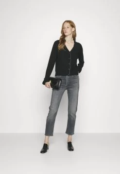 MOTHER The Tomcat Ankle - Straight Leg Jeans - X Marks The Spot 9 MOTHER The Tomcat Ankle - Straight Leg Jeans - X Marks The Spot -Clothing Promotion Shop d2f079431f98403a9eb38eb8fbdfc80a