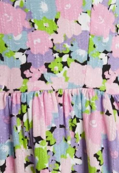 Selected Femme Judita Dress - Day Dress -Clothing Promotion Shop f0cac820b7744d2ba1a7a3ff63381a1e